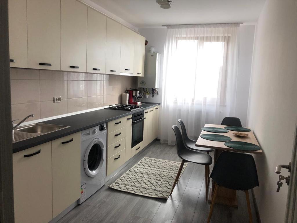 Ilinca-Zgatia Apartment Piatra Neamţ Exterior foto